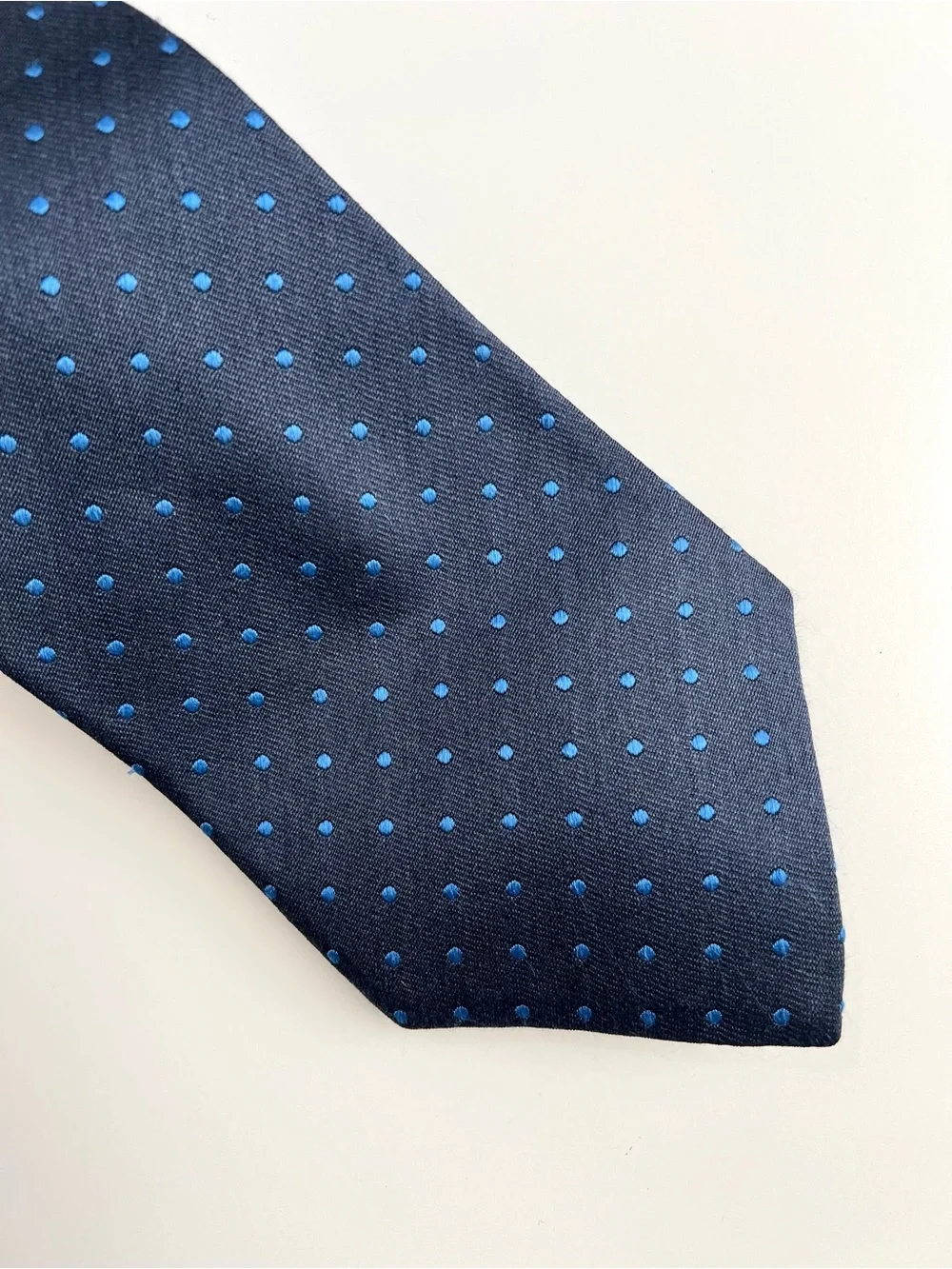 VTG Banana Republic Tie Navy Blue Polka Dot Made in Italy 100% Silk